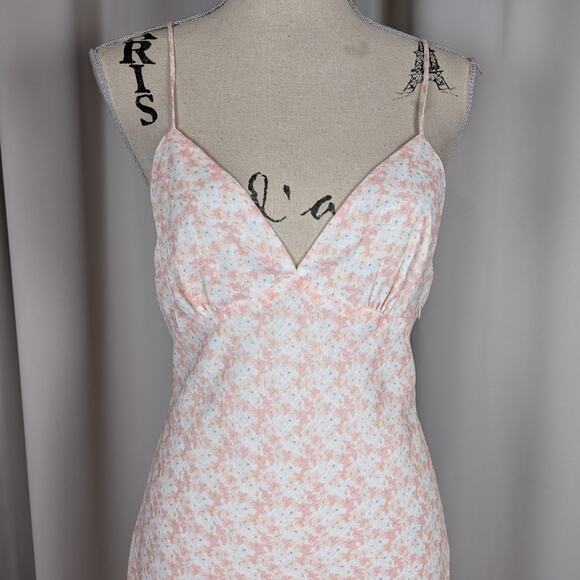 Cotton Candy LA Floral Print Spaghetti Strap Maxi Dress Blush Pink Size L - Picture 6 of 16
